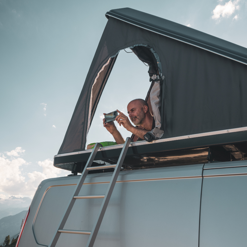 Hard Shell Roof Top Tents